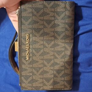 Michael Kors wallet